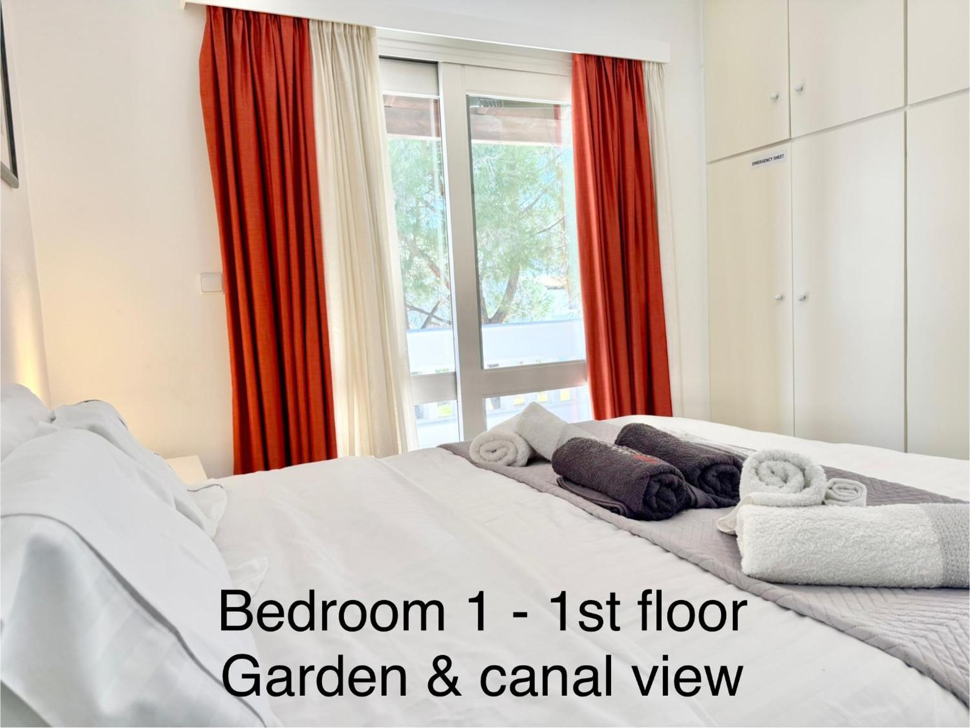 Villasonboard Dock Villa 3 Bed, 3 Bath, Canal, Greek Venice Porto Hydra Plépi Exterior foto
